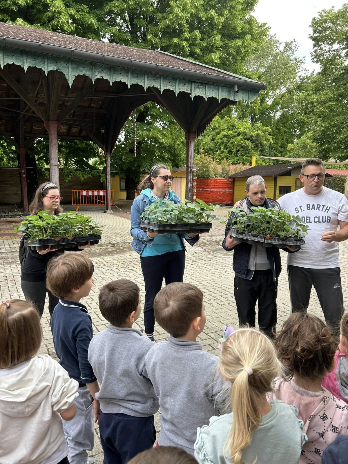 Alla Scuola dell’Infanzia di Camposampiero l’orto si fa con Il Graticolato